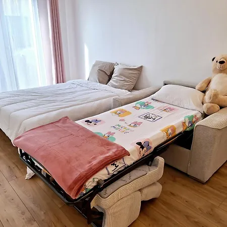 Fantasia With Private Car-park - 15min To Disneyland By Bus Number 2233 *